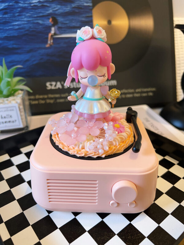 Nancy Handmade Cream Glue Bluetooth Speaker –  Collectible Wireless Speaker for Lovers & Gift Seekers