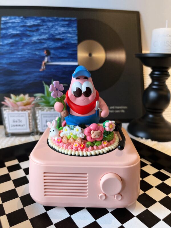Patrick Star Handmade Cream Glue Bluetooth Speaker – Quirky Cartoon Collectible Wireless Speaker for Fans & Gift Seekers