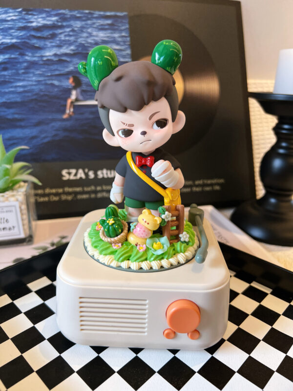 Rayan Handmade Bluetooth Speaker & Mug with High Quality Authenic doll , Portable Wireless, for Home/Party/Present, Electronic Gadgets, Birthday Gift .